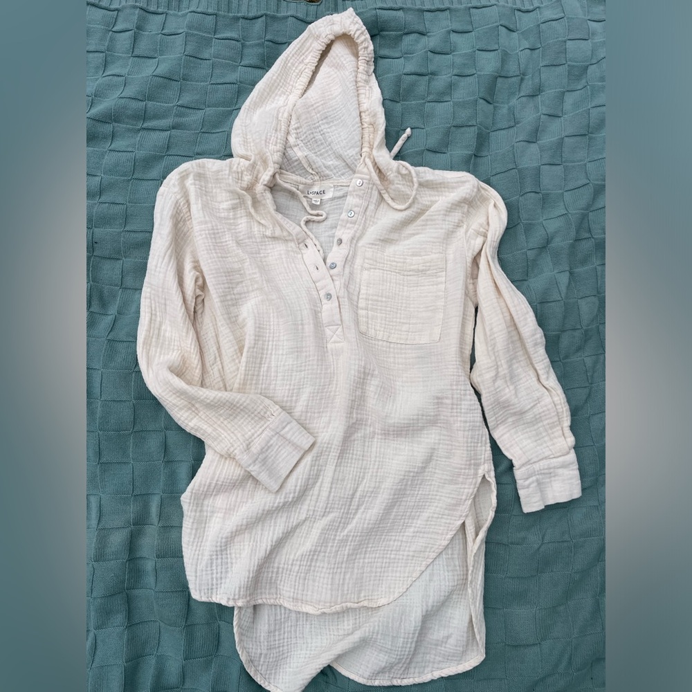 L*Space Women’s Off-White Hooded Shirt